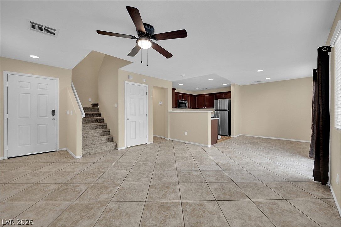 5989 Banbury Heights Way Las Vegas, NV 89139 - Thumbnail 3