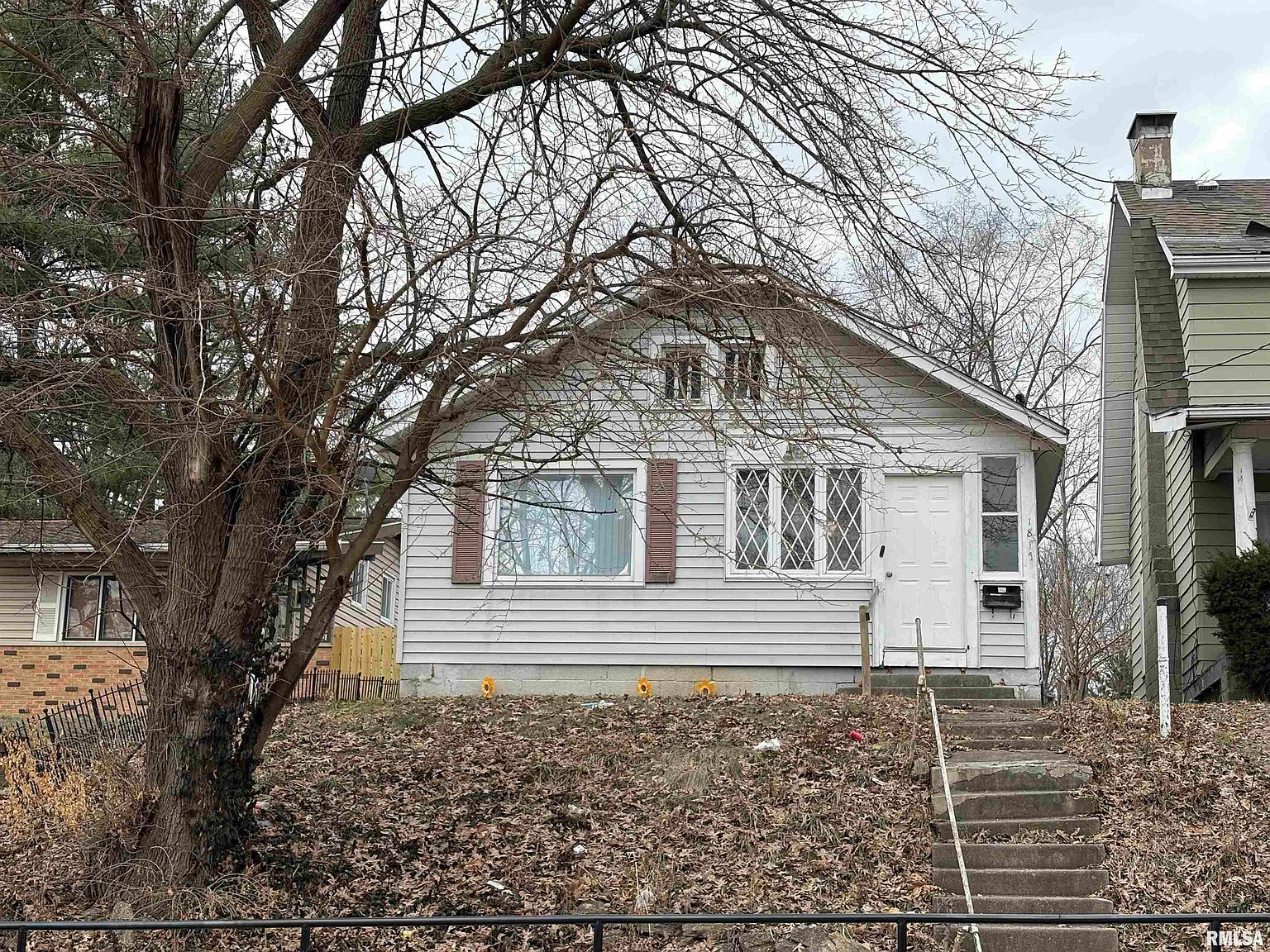 1815 N Sheridan Rd Peoria, IL 61604 - Thumbnail 3