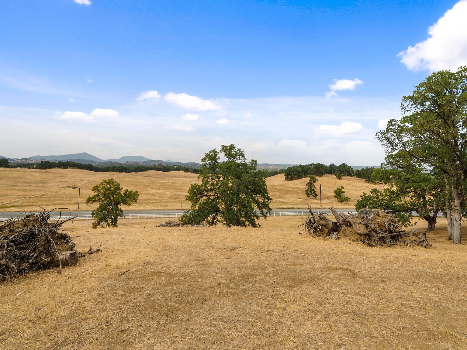 Somerset Dr Bella Vista, CA 96008 - Thumbnail 3