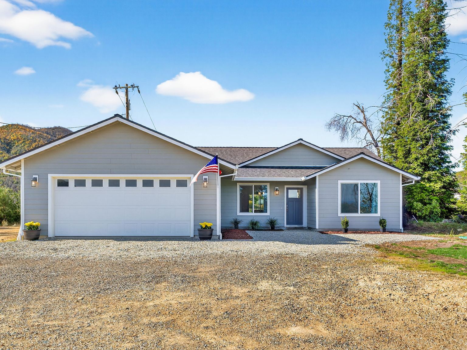 15783 Gold Mine Ln Redding, CA 96001 - Thumbnail 3