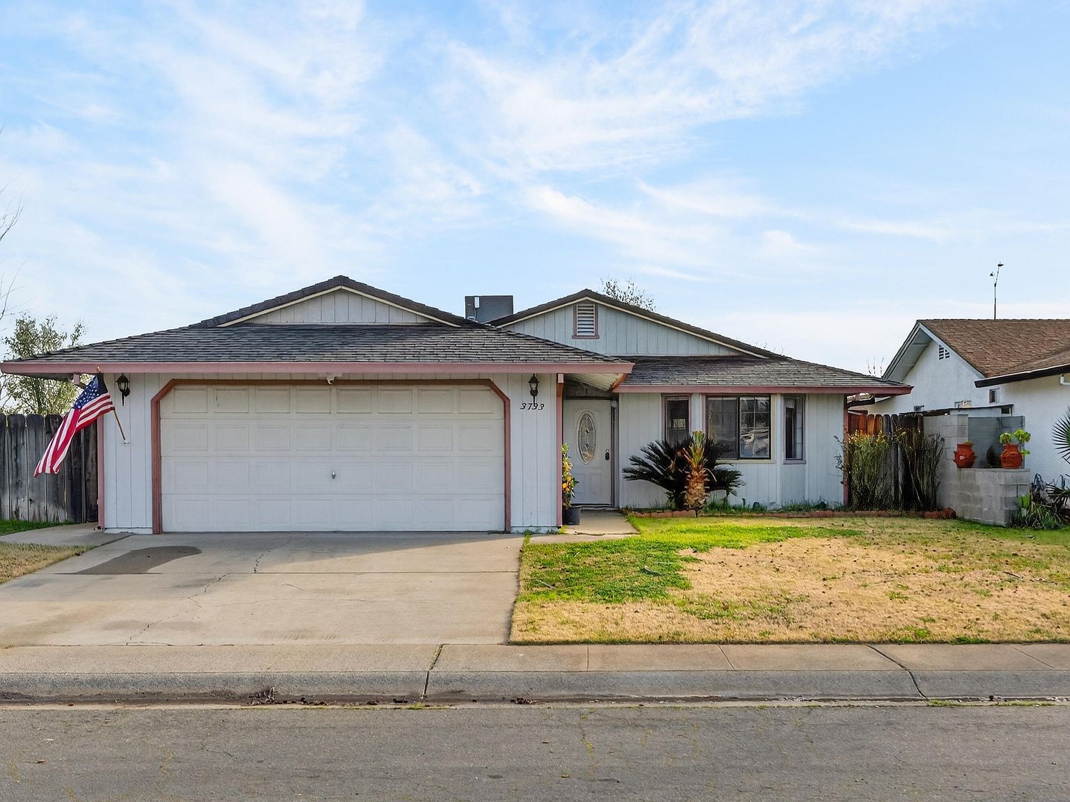 3733 Capricorn Way Redding, CA 96002 - Thumbnail 3