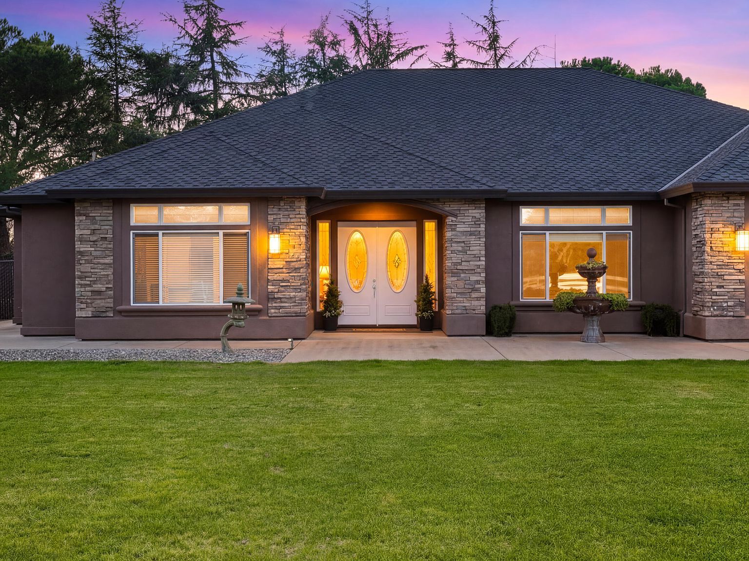 12600 Autumn Oaks Ln Redding, CA 96003 - Thumbnail 3