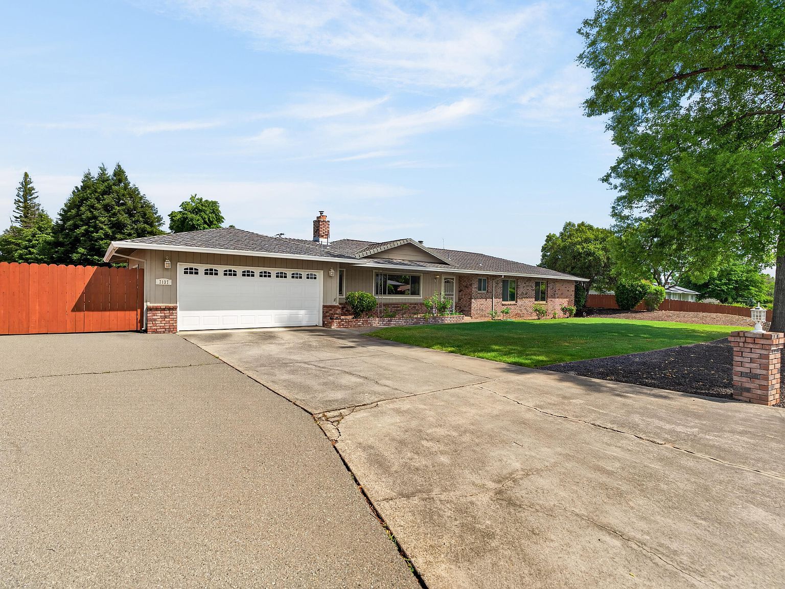 7137 Granada Dr Redding, CA 96002 - Thumbnail 3