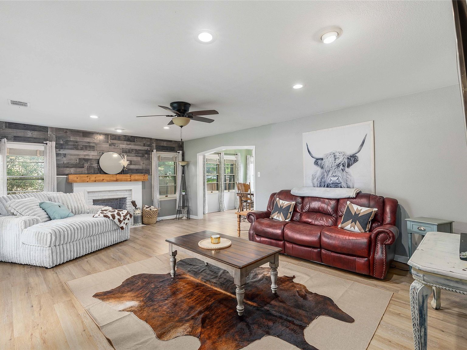 2006 Belmeade St Brownwood, TX 76801 - Thumbnail 3