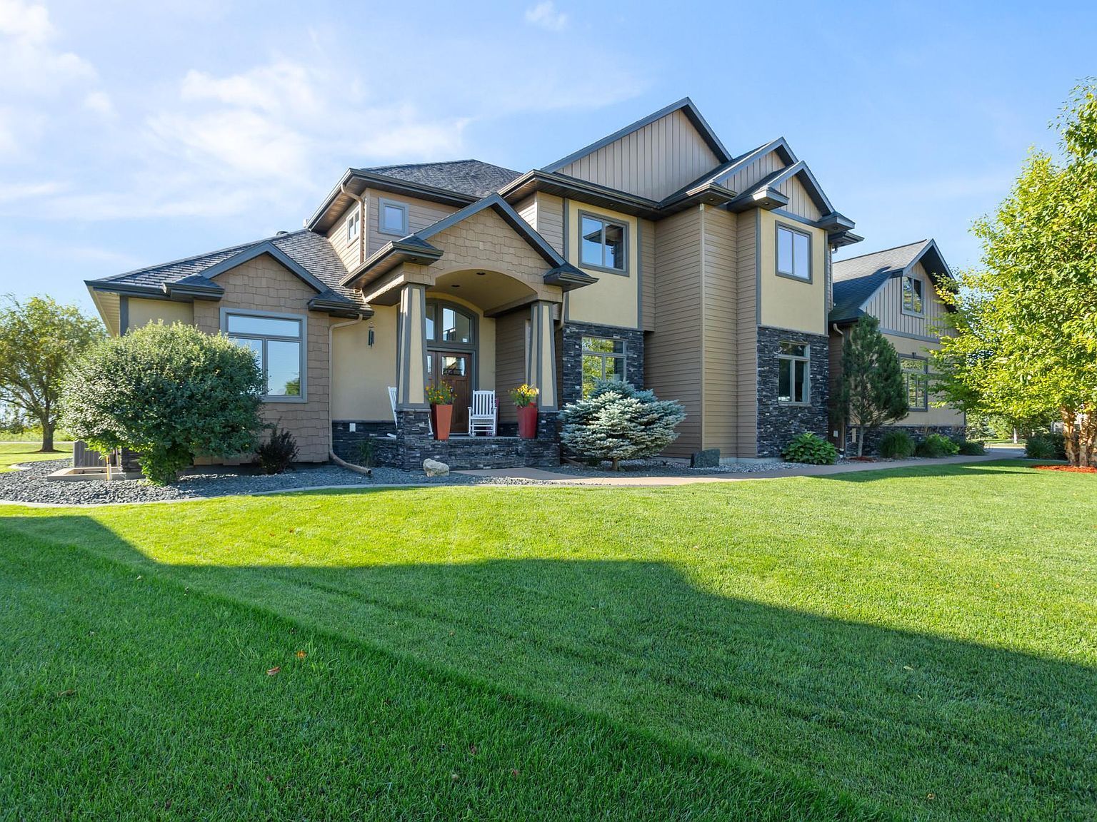 4856 2nd St SW Moorhead, MN 56560 - Thumbnail 3