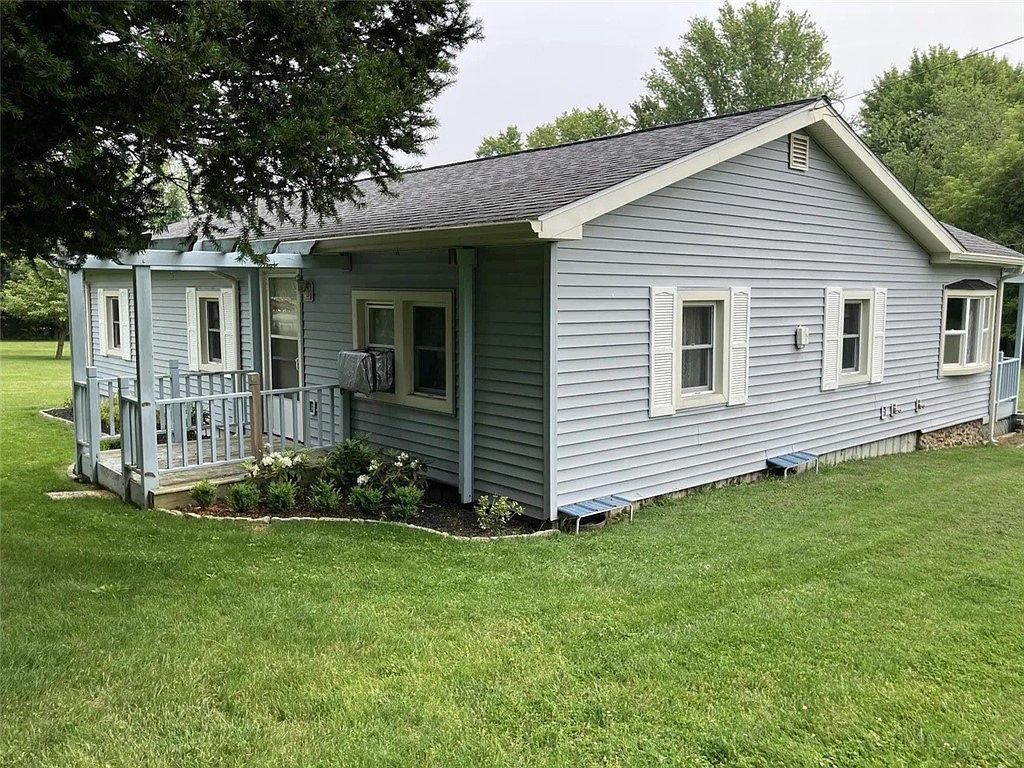 216 Bryson Mill Rd S New Castle, PA 16102 - Thumbnail 3