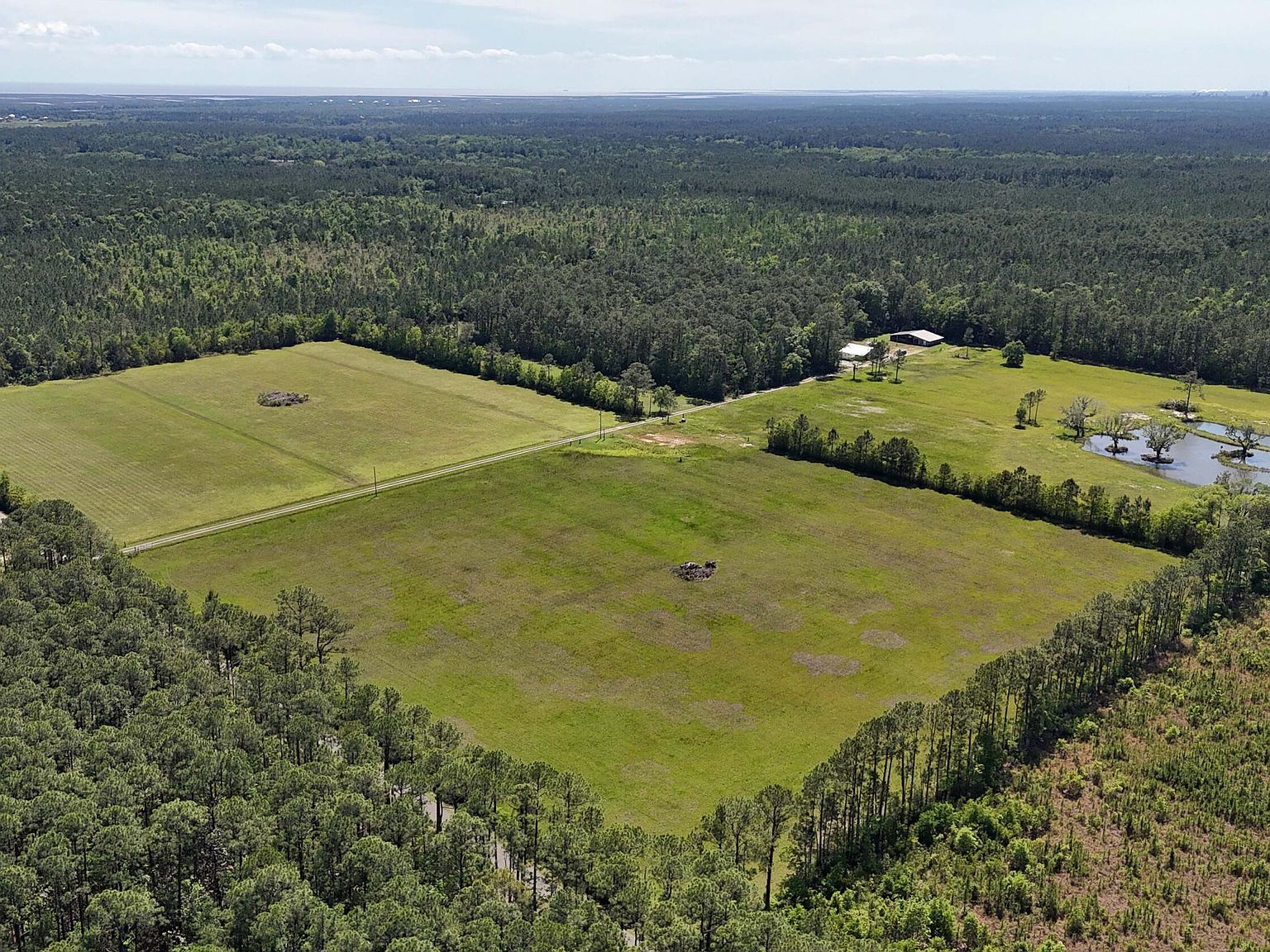 6067 Dan Garcia Rd Bay St Louis, MS 39520 - Thumbnail 3