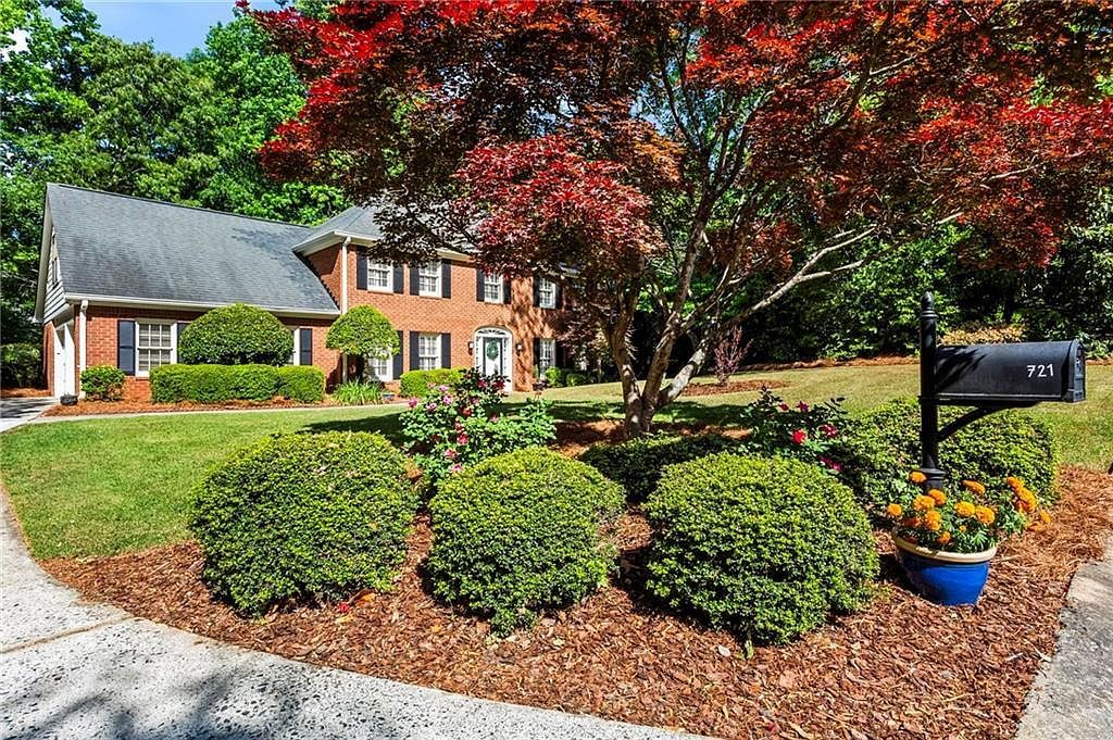 721 Slater Mill Ct NE Marietta, GA 30068 - Thumbnail 3