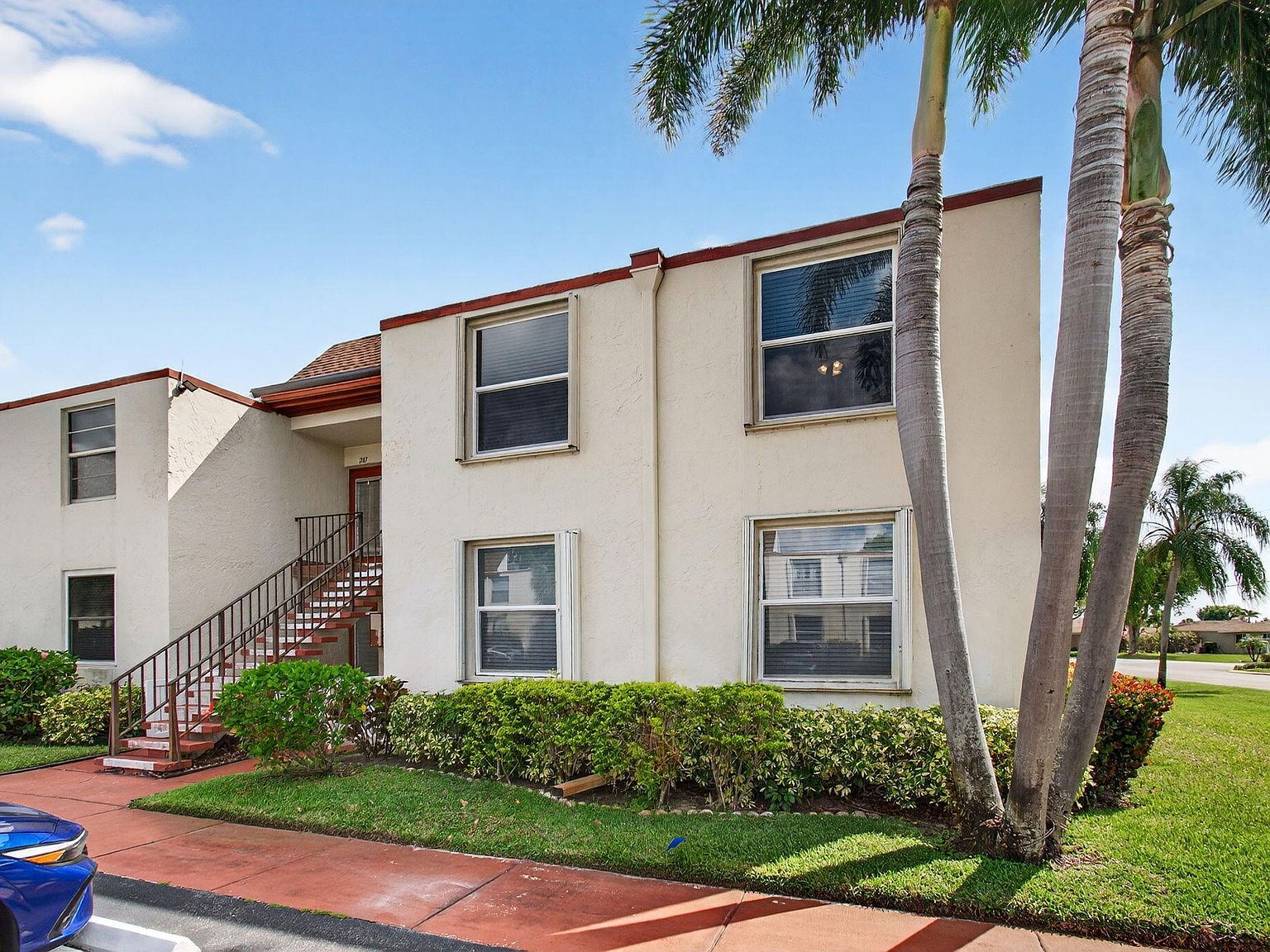 9 Willowbrook Ln APT 208 Delray Beach, FL 33446 - Thumbnail 3