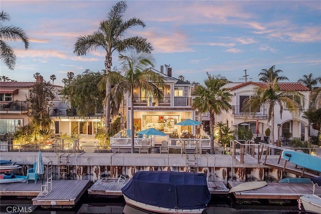 111 Rivo Alto Canal Long Beach, CA 90803 - Thumbnail 3