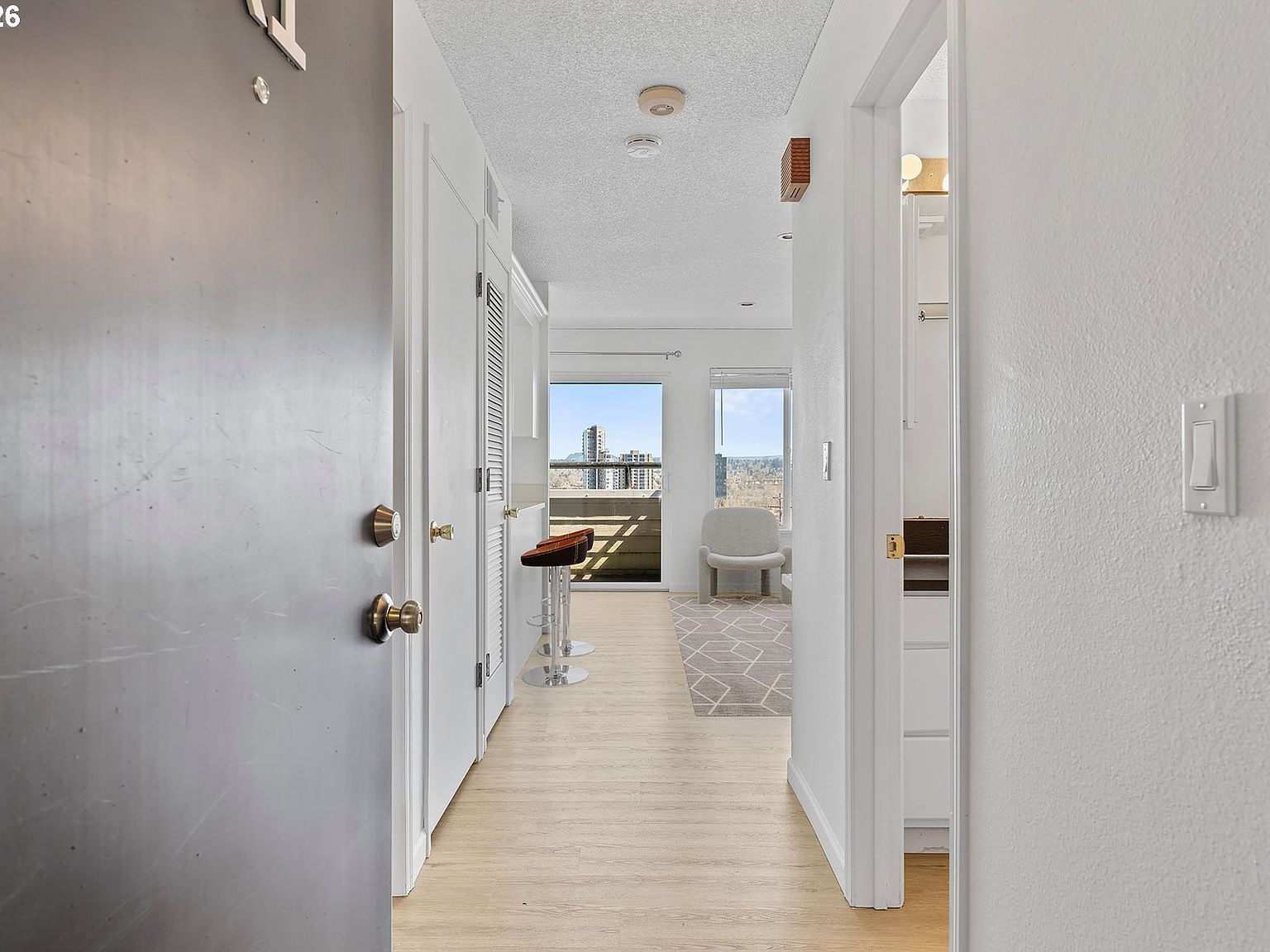 3515 SW Barbur Blvd APT R1 Portland, OR 97239 - Thumbnail 3