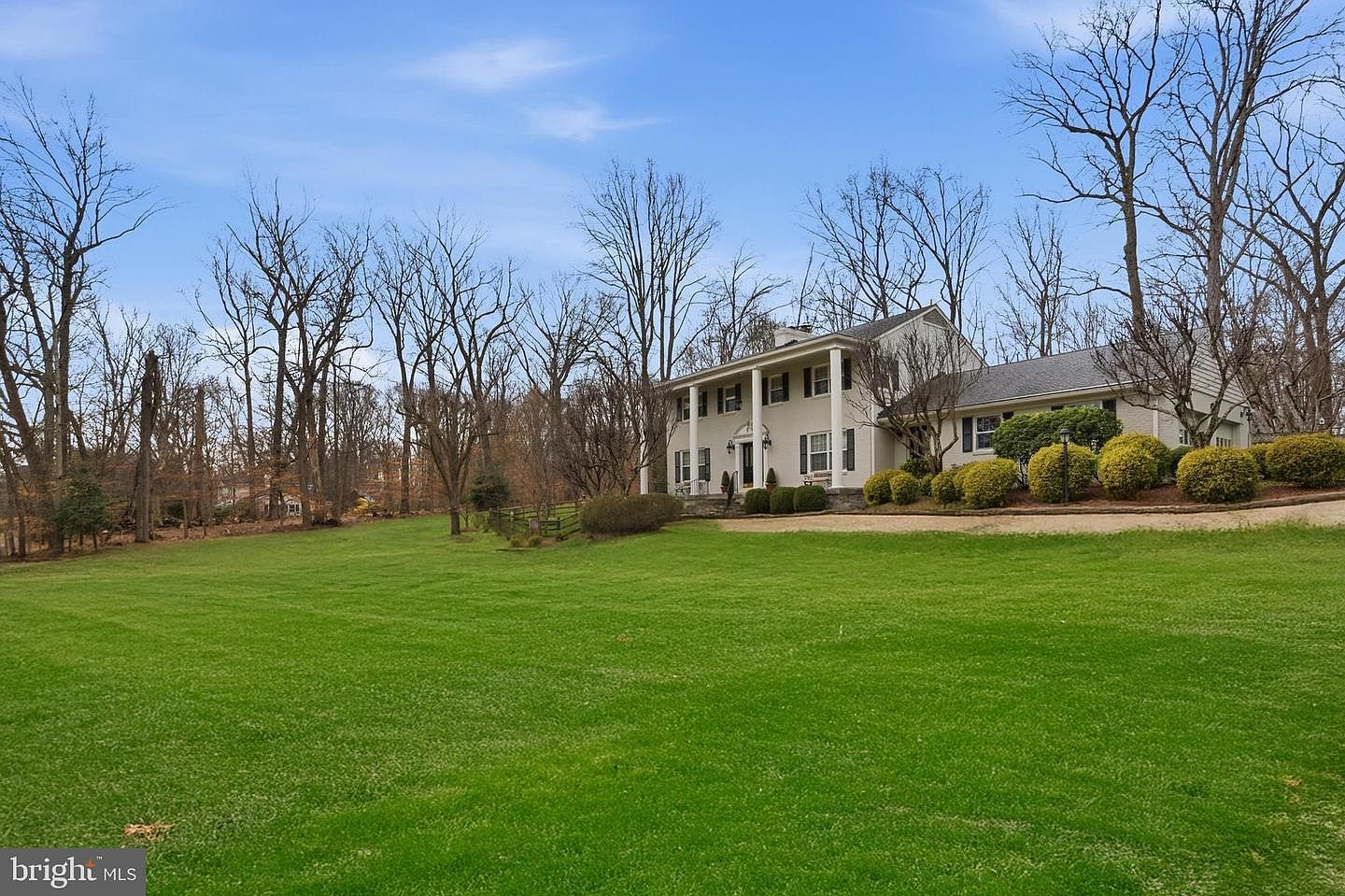 304 Chesapeake Dr Great Falls, VA 22066 - Thumbnail 3