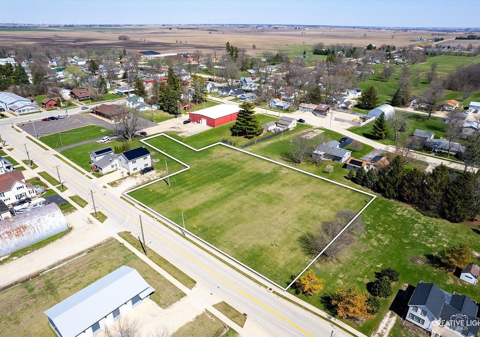 237 Peru St Paw Paw, IL 61353 - Thumbnail 3