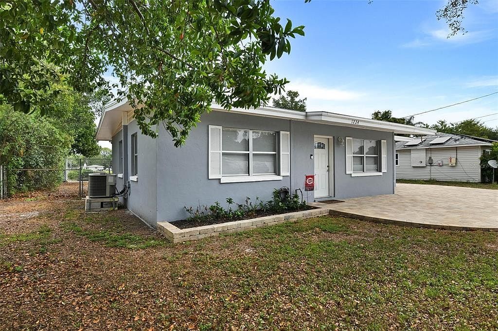 1224 Bellevue Blvd Clearwater, FL 33756 - Thumbnail 3