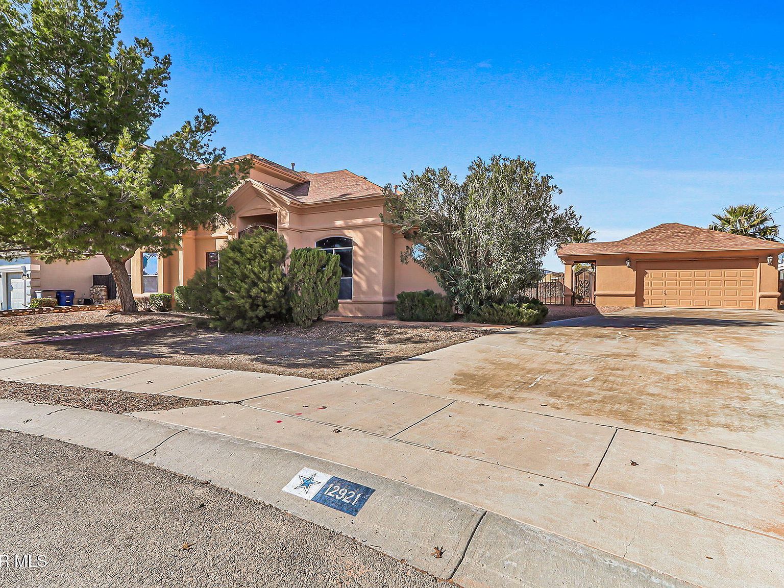 12921 Fire Fighter Dr El Paso, TX 79938 - Thumbnail 3