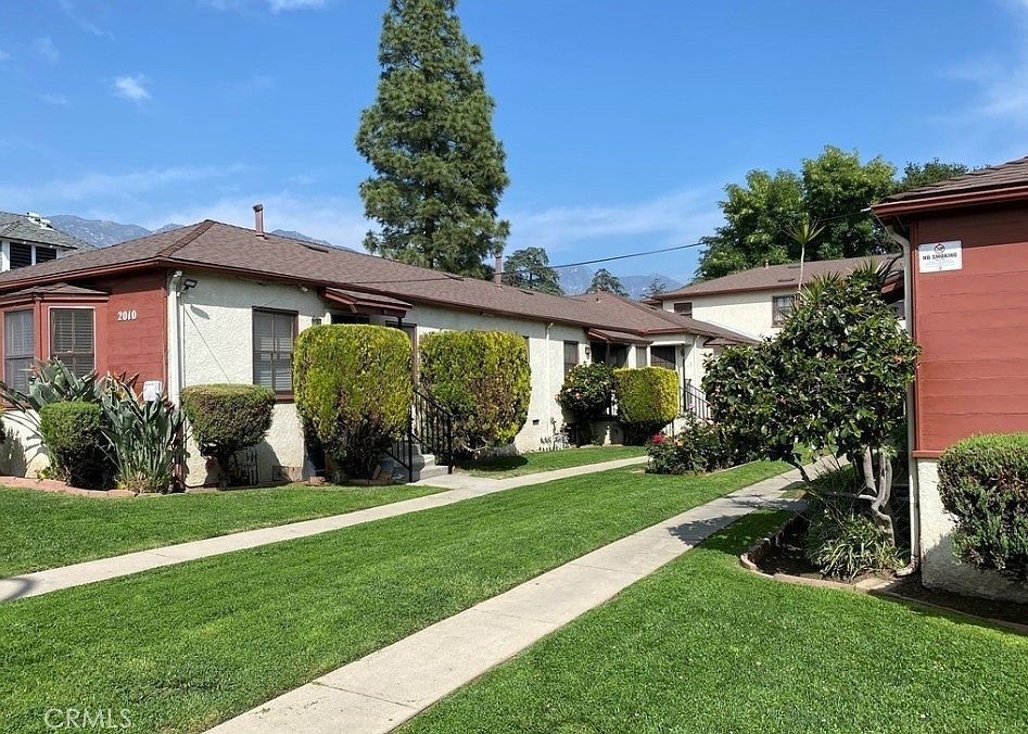 2010 N Los Robles Ave Pasadena, CA 91104 - Thumbnail 3