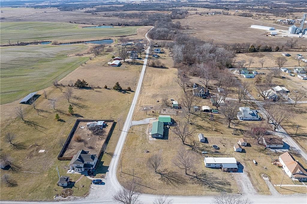 21250 County Road 280 Helena, MO 64459 - Thumbnail 3