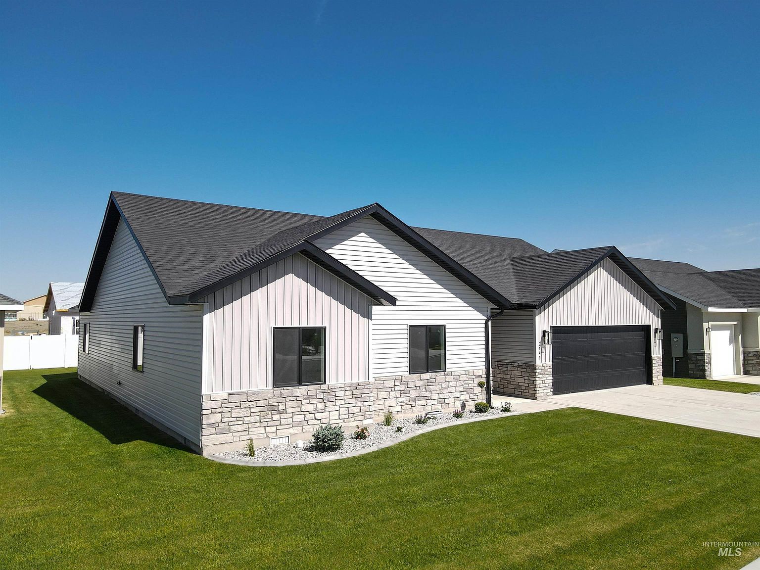 2441 Dorchester Ave Burley, ID 83318 - Thumbnail 3