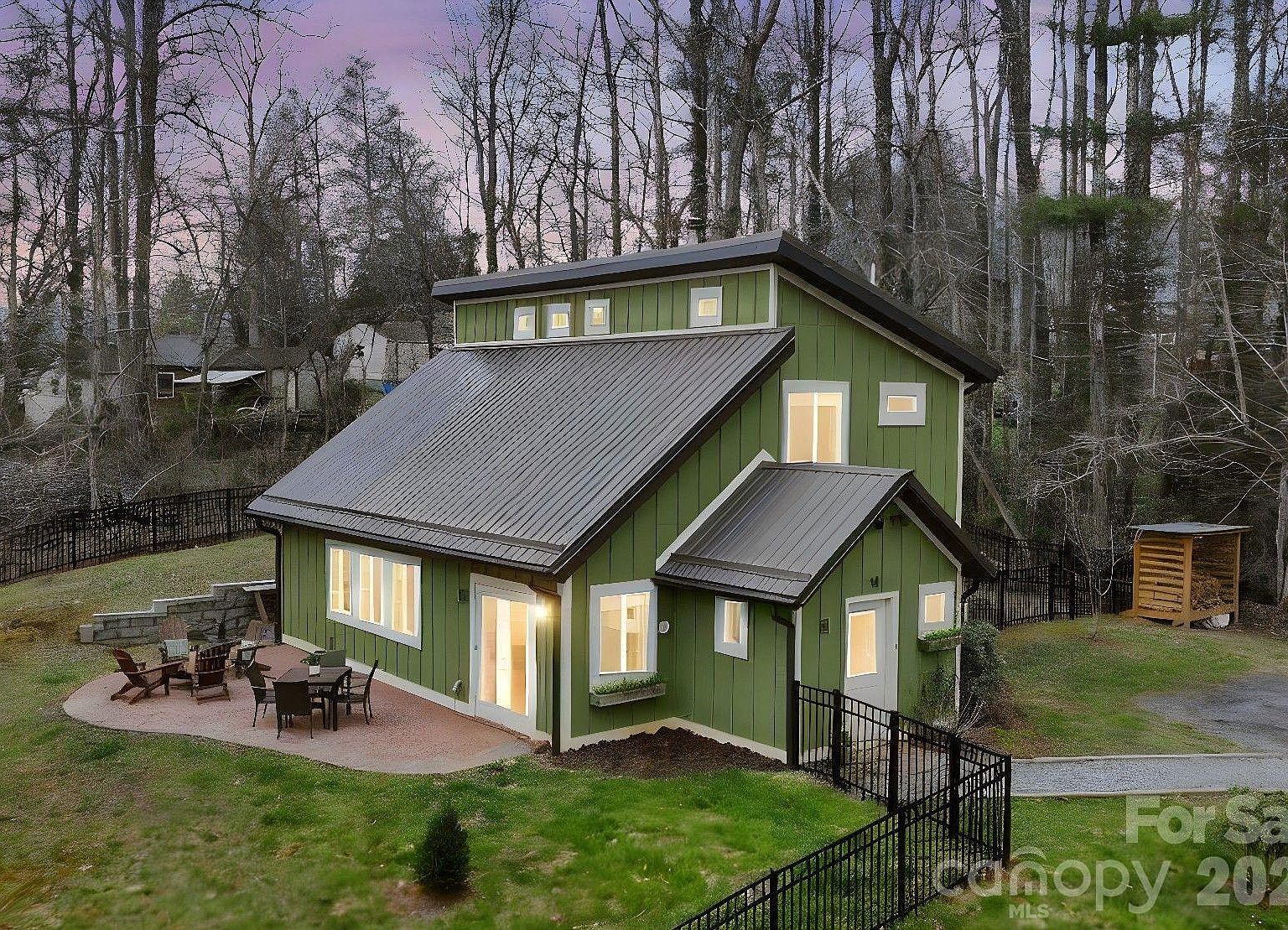 14 Sunny Hollow Ln Fairview, NC 28730 - Thumbnail 3