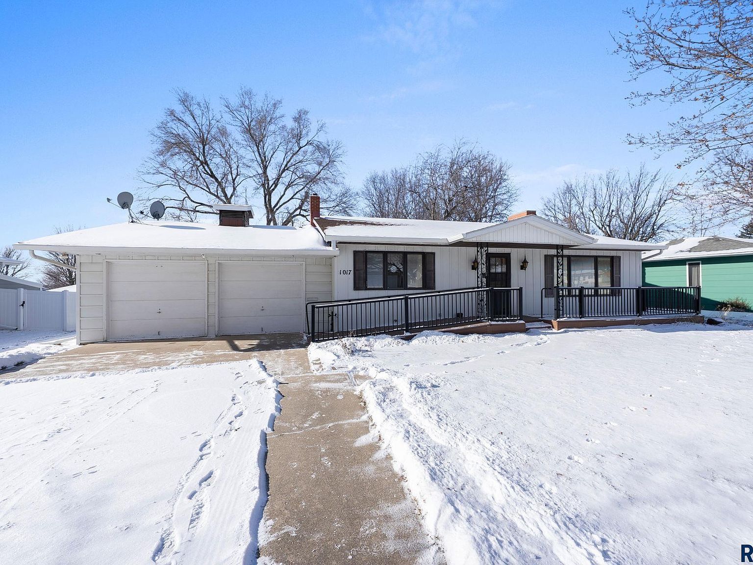 1017 Linden St Luverne, MN 56156 - Thumbnail 3