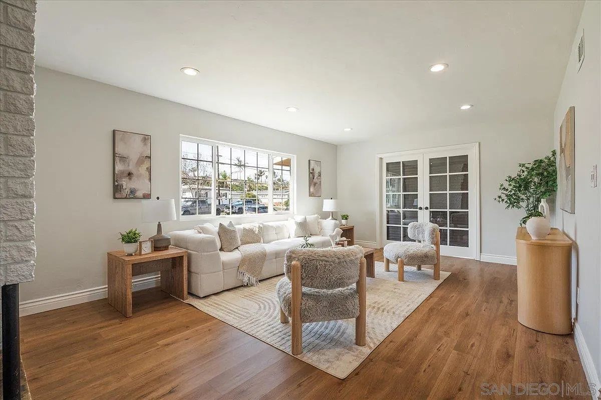 2705 Kobe Dr San Diego, CA 92123 - Thumbnail 3