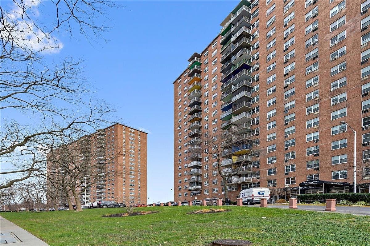 880 Boynton Ave APT 13A Bronx, NY 10473 - Thumbnail 3