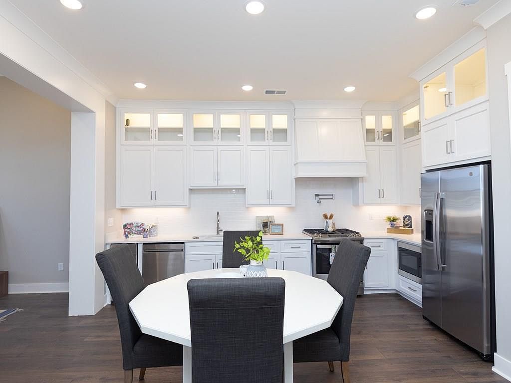 321 Cottage Ln Oxford, MS 38655 - Thumbnail 3