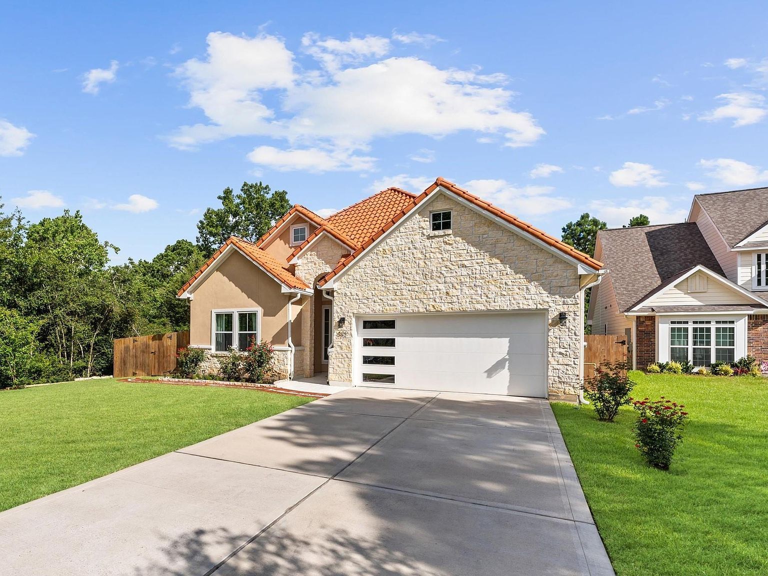 532 Carrell St Tomball, TX 77375 - Thumbnail 3