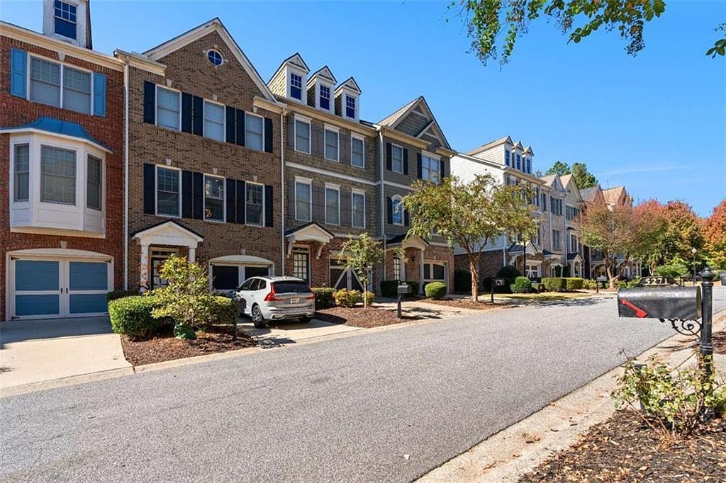 5270 Kershaw Ct Atlanta, GA 30339 - Thumbnail 3