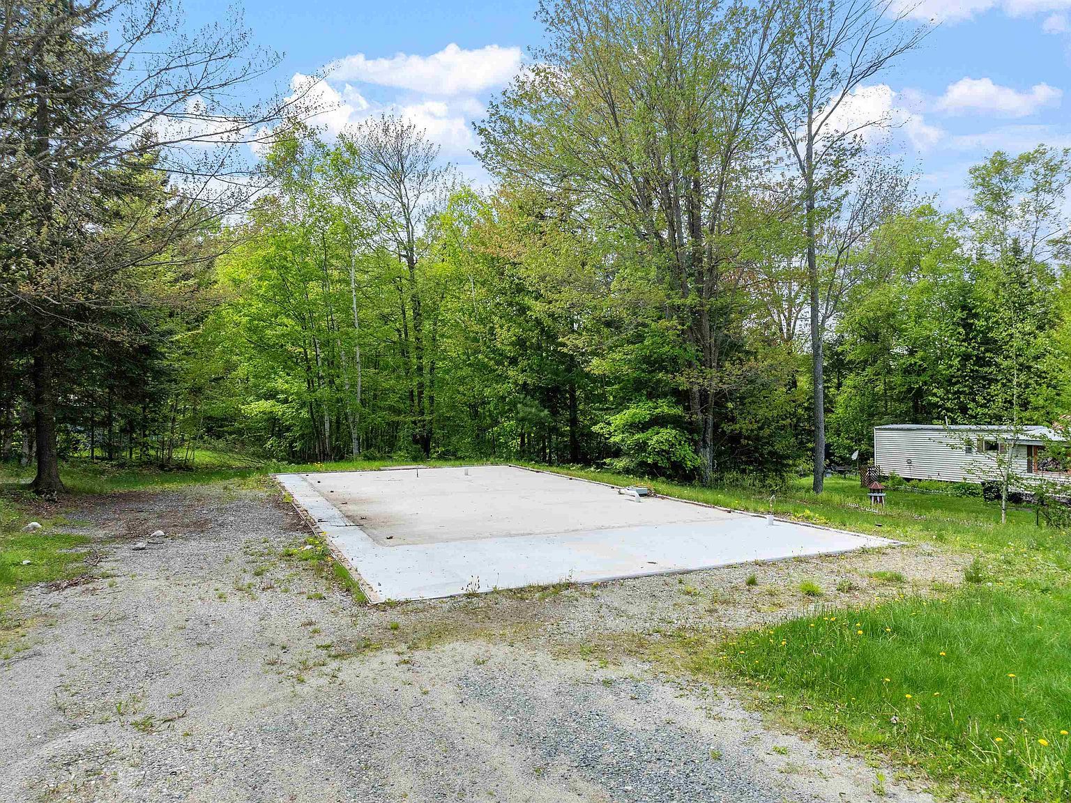 15 Okane Cir Bethlehem, NH 03574 - Thumbnail 3