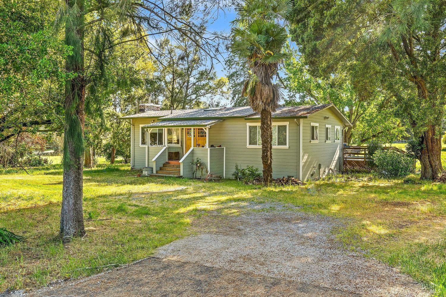 635 Goodwin Ave Penngrove, CA 94951 - Thumbnail 3