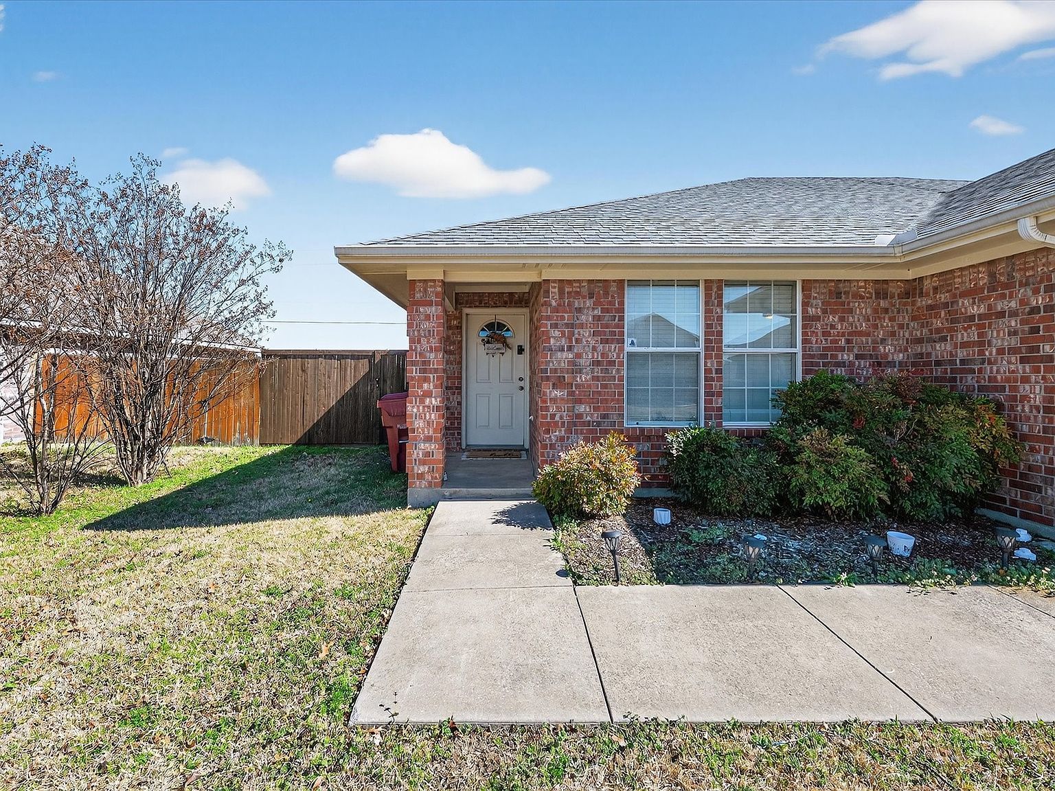 1185 Greywood Dr Van Alstyne, TX 75495 - Thumbnail 3