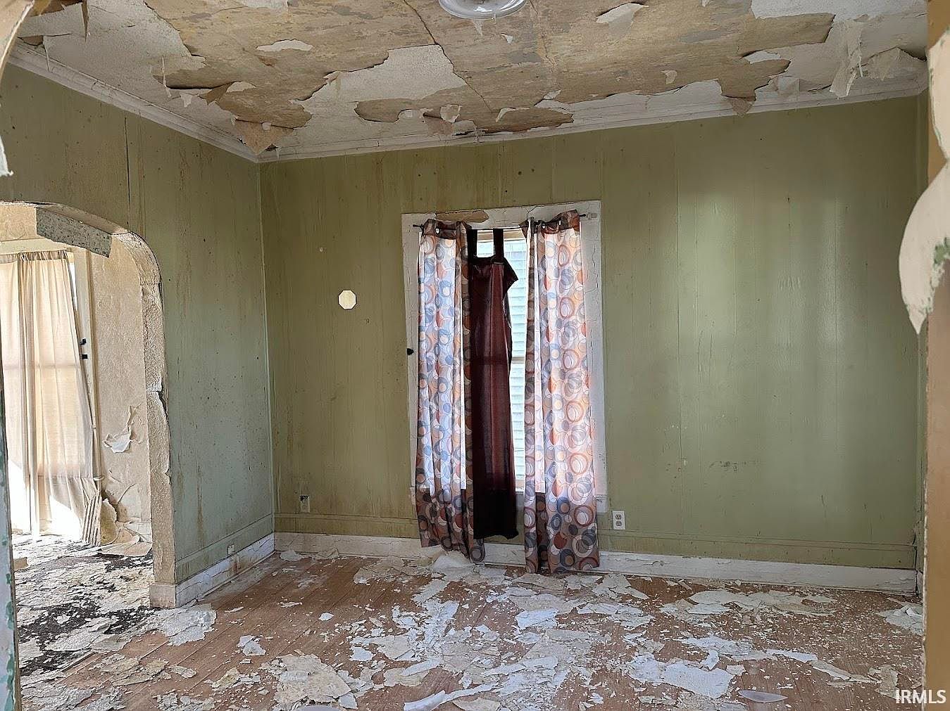 661 Lawndale Ave South Bend, IN 46628 - Thumbnail 3