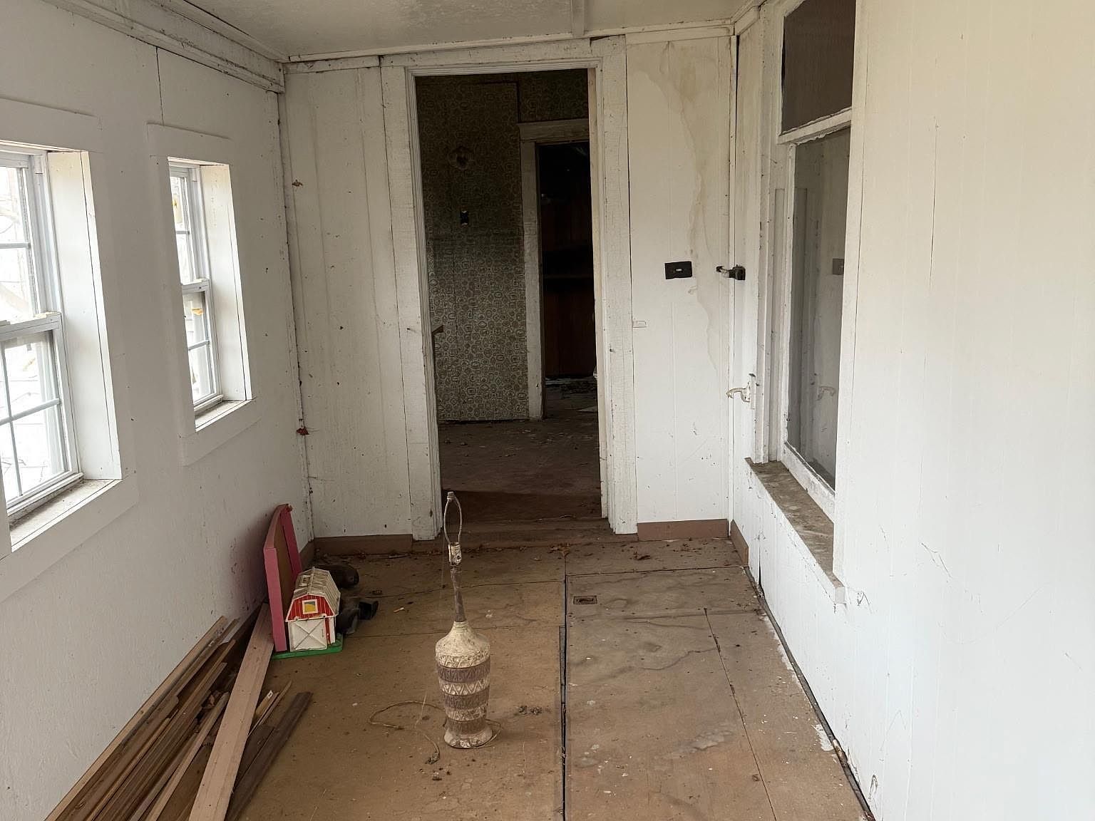 308 W Dunn St Fulton, IN 46931 - Thumbnail 3