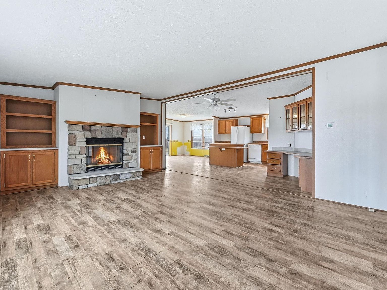 205 Forrest Park Dr Garrett, IN 46738 - Thumbnail 3