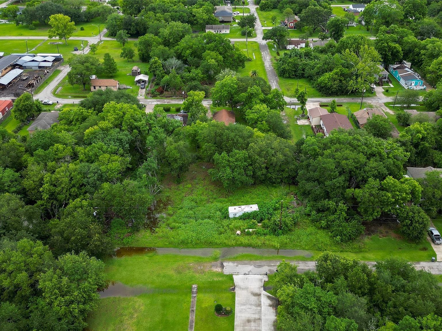 6702 Lewis Rd Hitchcock, TX 77563 - Thumbnail 3
