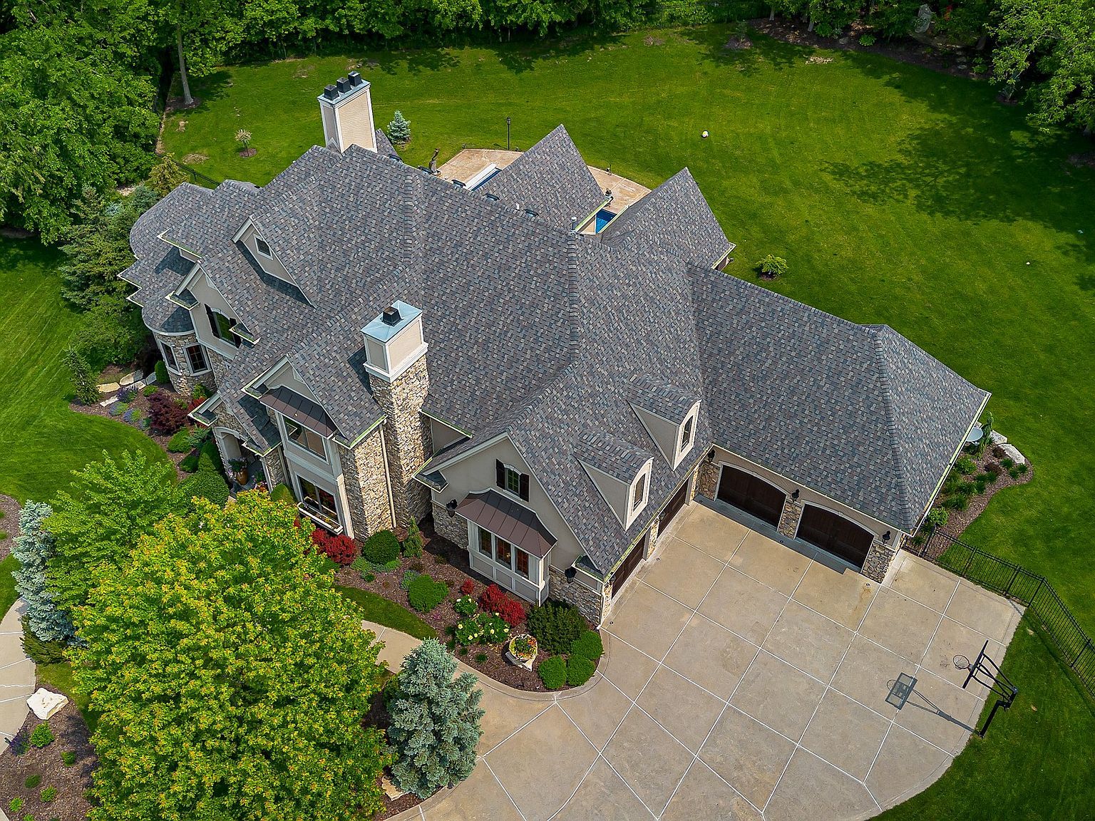 809 NE Bridge Creek Ct Grimes, IA 50111 - Thumbnail 3