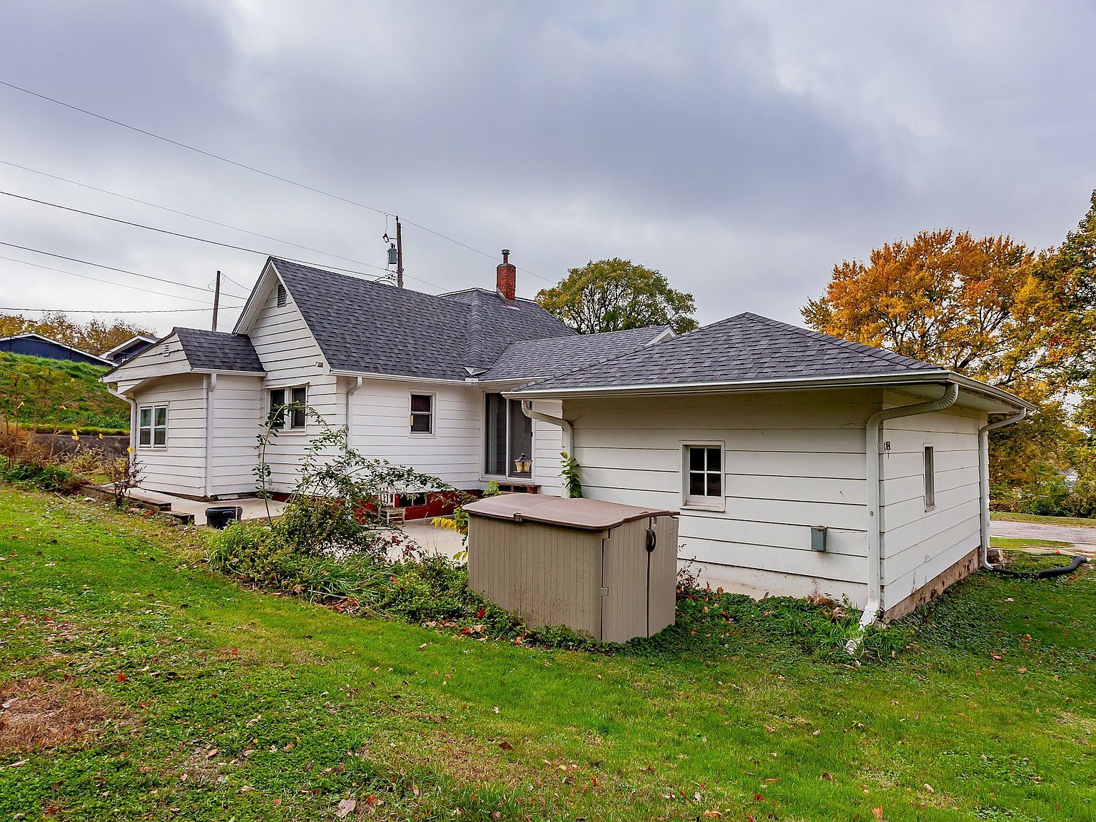 226 S Iowa St Colfax, IA 50054 - Thumbnail 3