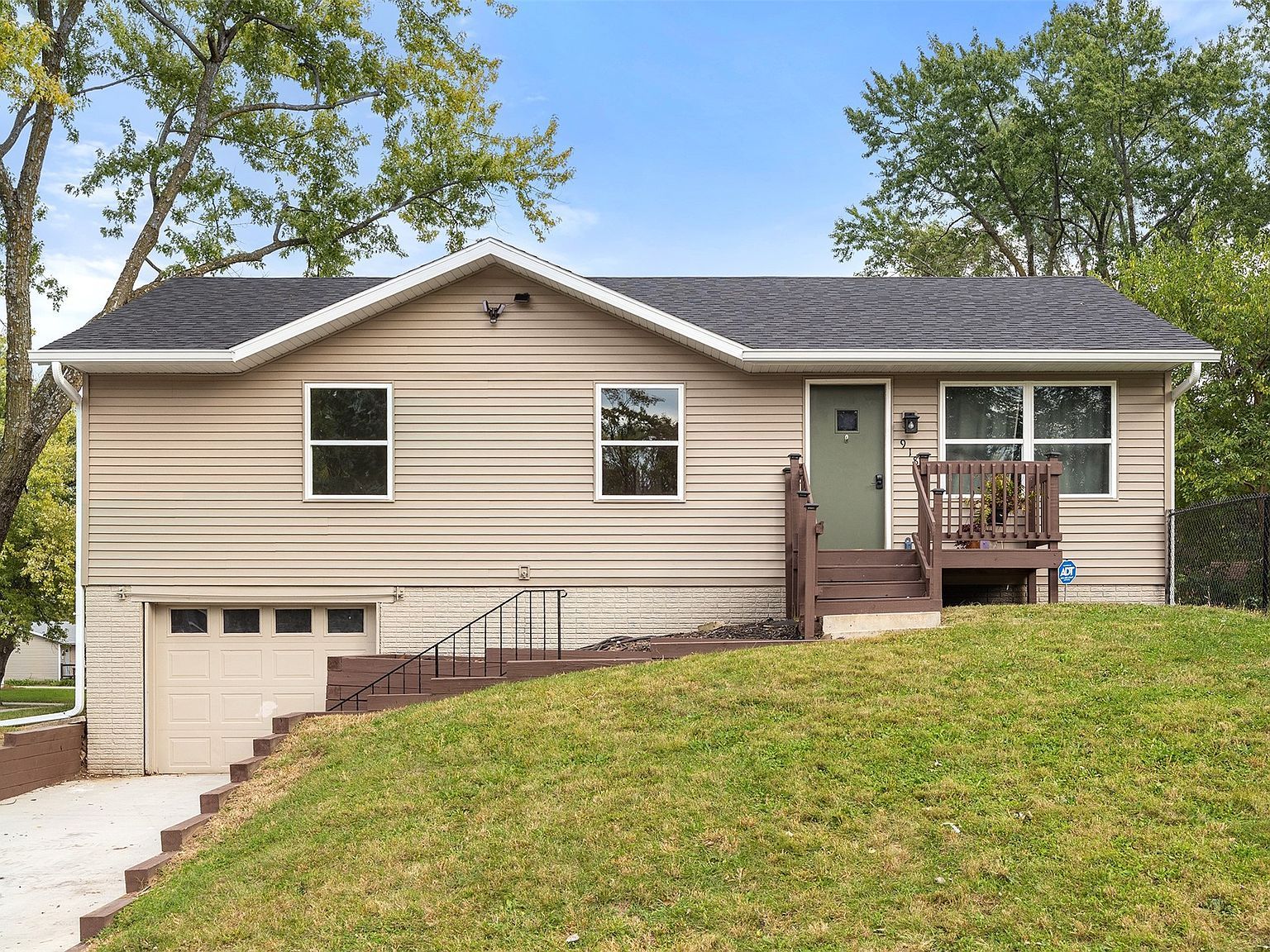 9185 Old Orchard Dr Norwalk, IA 50211 - Thumbnail 3