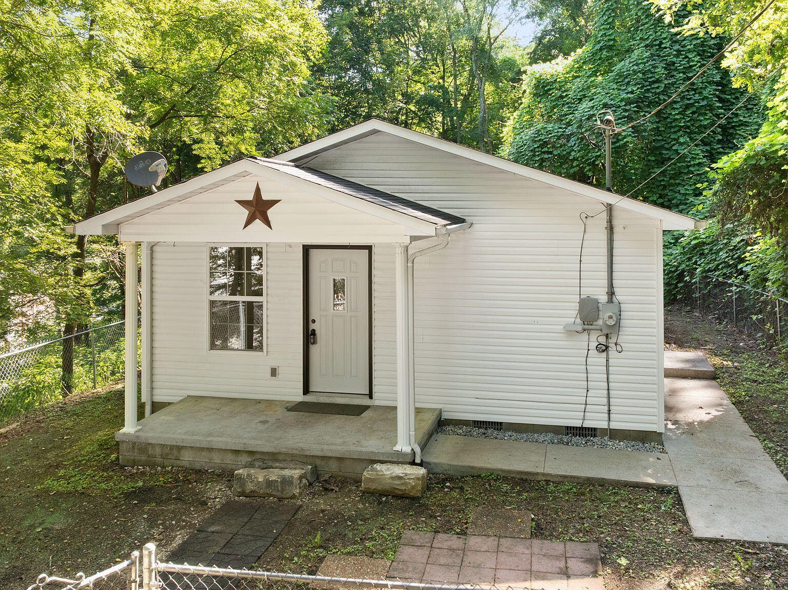 51 High St McKee, KY 40447 - Thumbnail 3