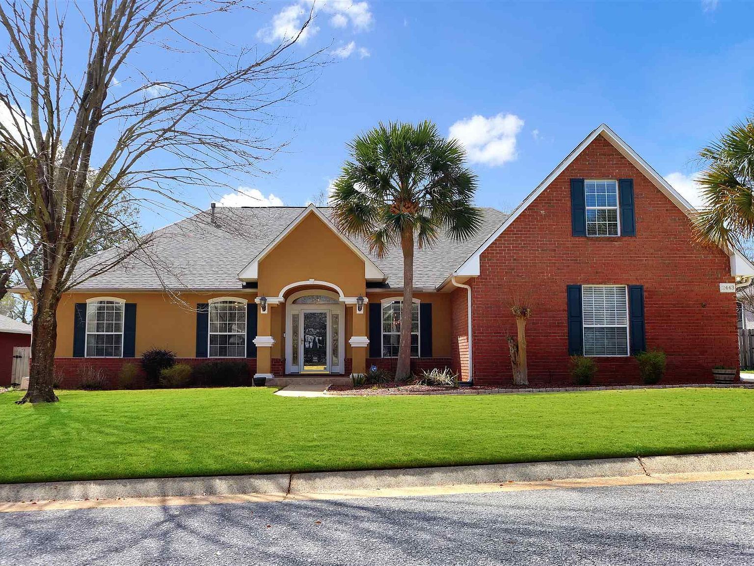 2443 Bowling Green Way Cantonment, FL 32533 - Thumbnail 3