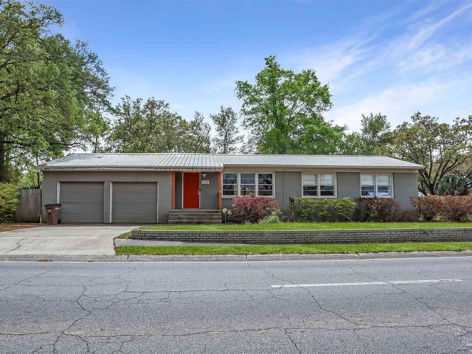 115 W Jordan St Pensacola, FL 32501 - Thumbnail 3