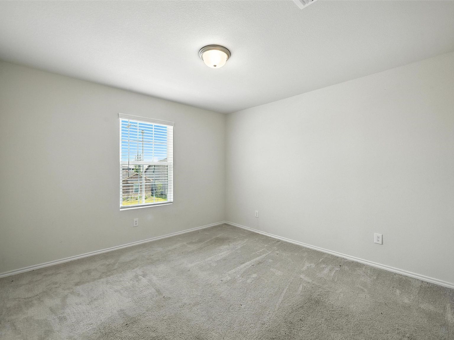 1213 Viscount St Haslet, TX 76052 - Thumbnail 3