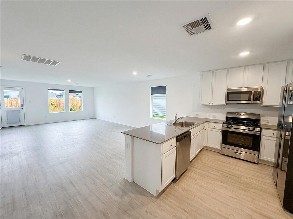 9201 Wilde Way Corpus Christi, TX 78410 - Thumbnail 3