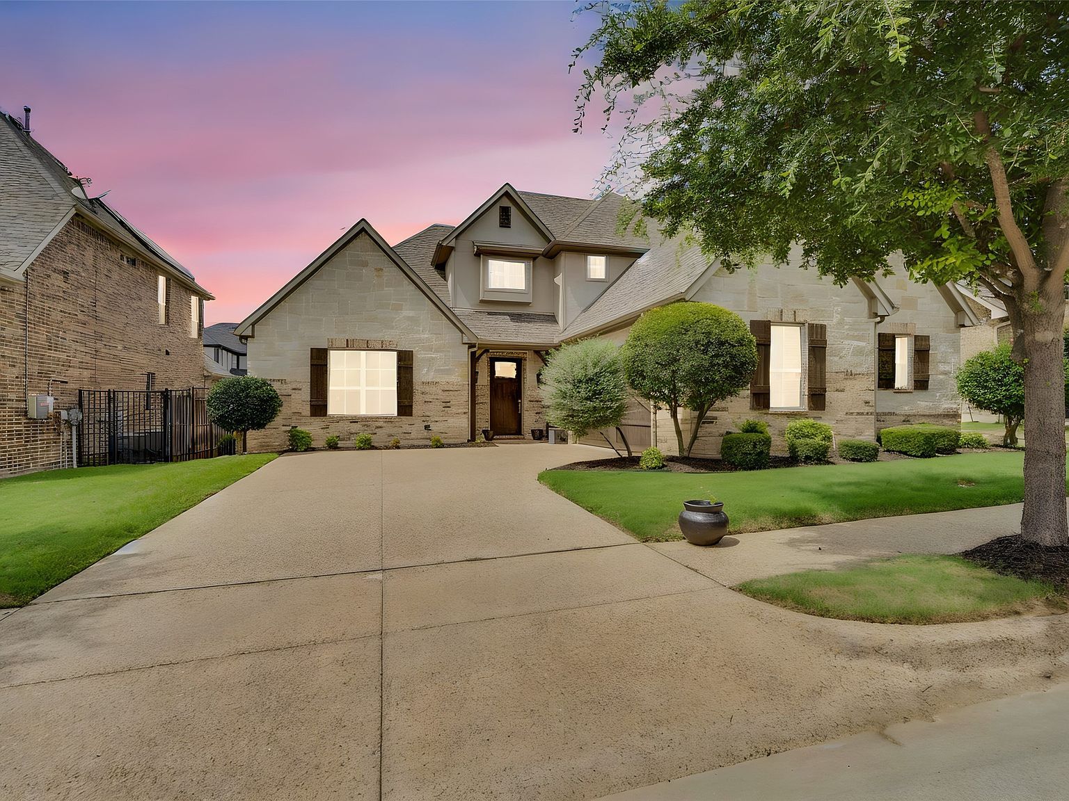 6409 Vintage Lake Dr Arlington, TX 76016 - Thumbnail 3