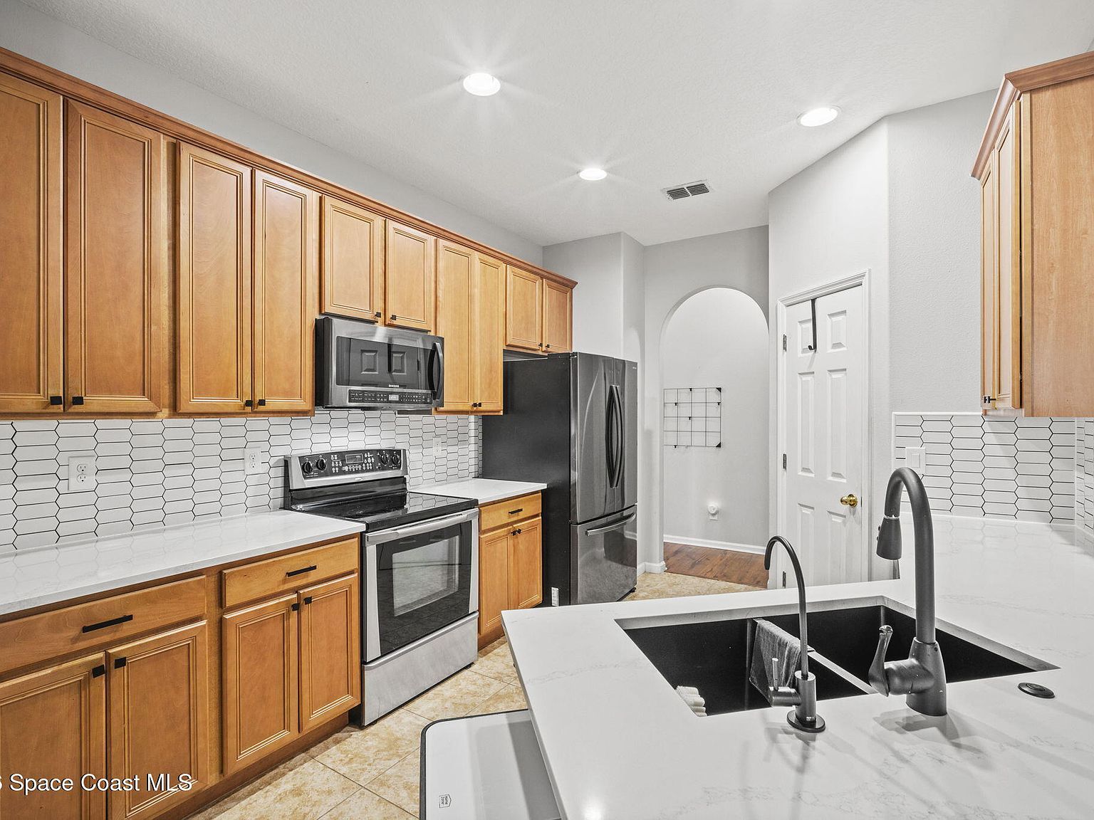 354 Abernathy Cir SE Palm Bay, FL 32909 - Thumbnail 3
