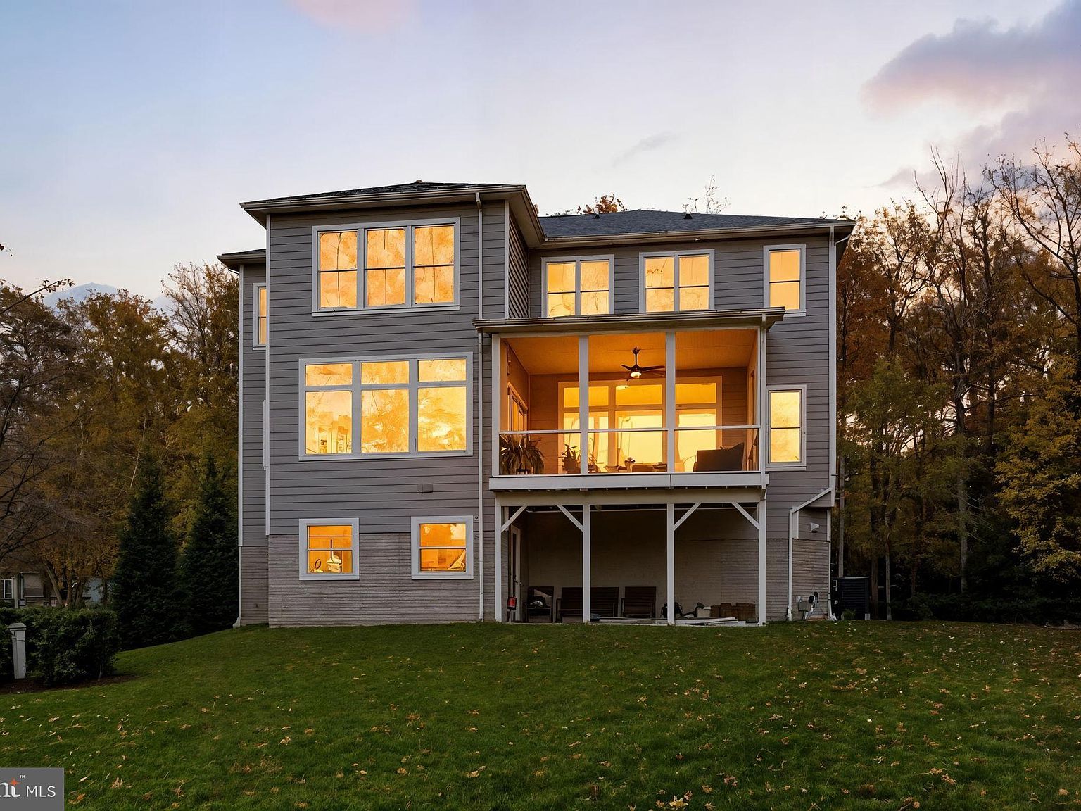 90 E Lake Dr Annapolis, MD 21403 - Thumbnail 3