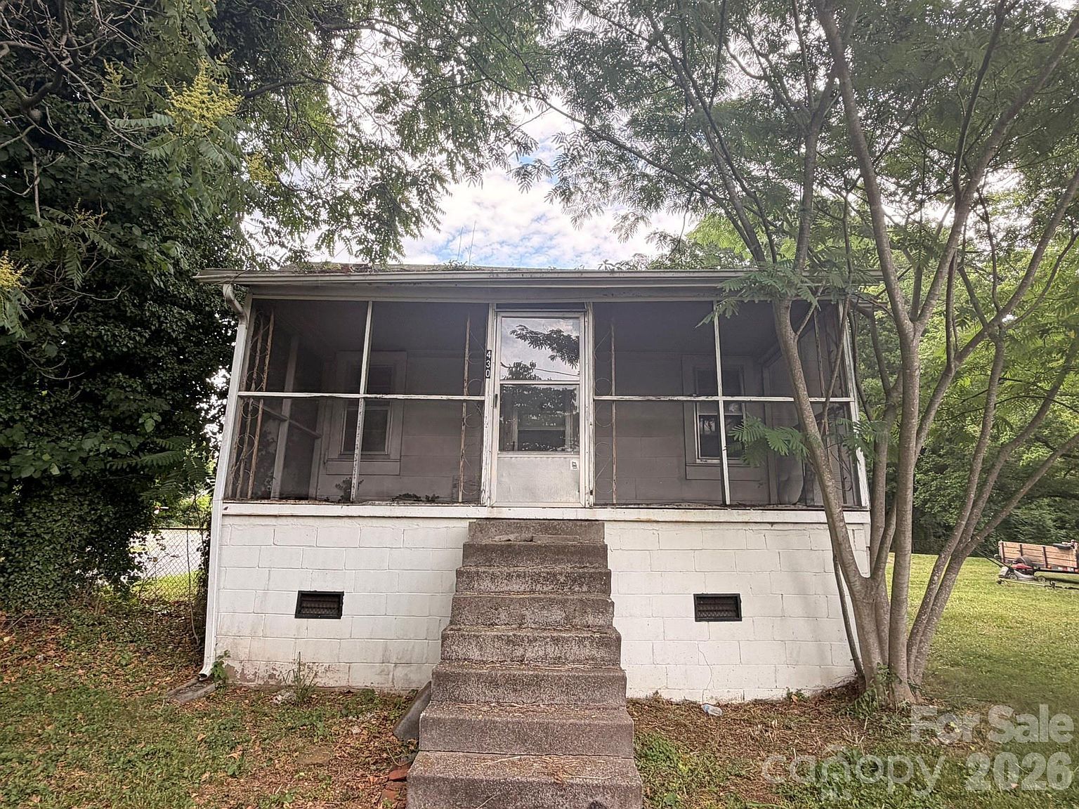 430 E D St Newton, NC 28658 - Thumbnail 3