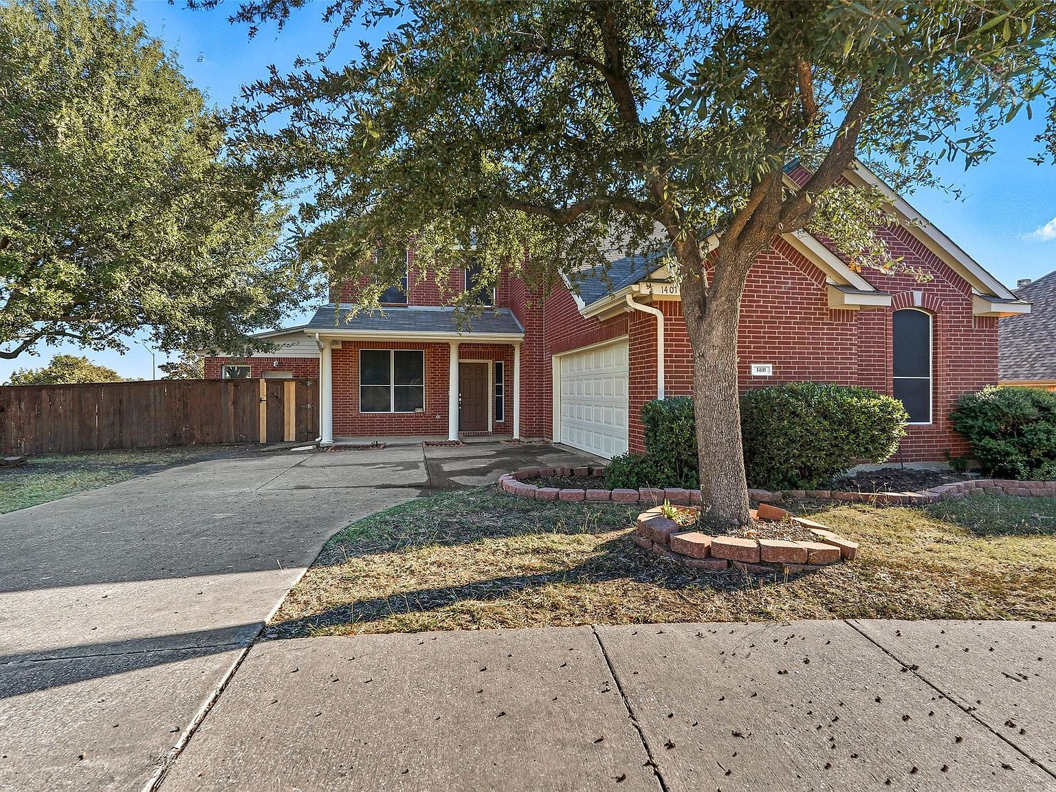 1401 Springside Dr Garland, TX 75043 - Thumbnail 3