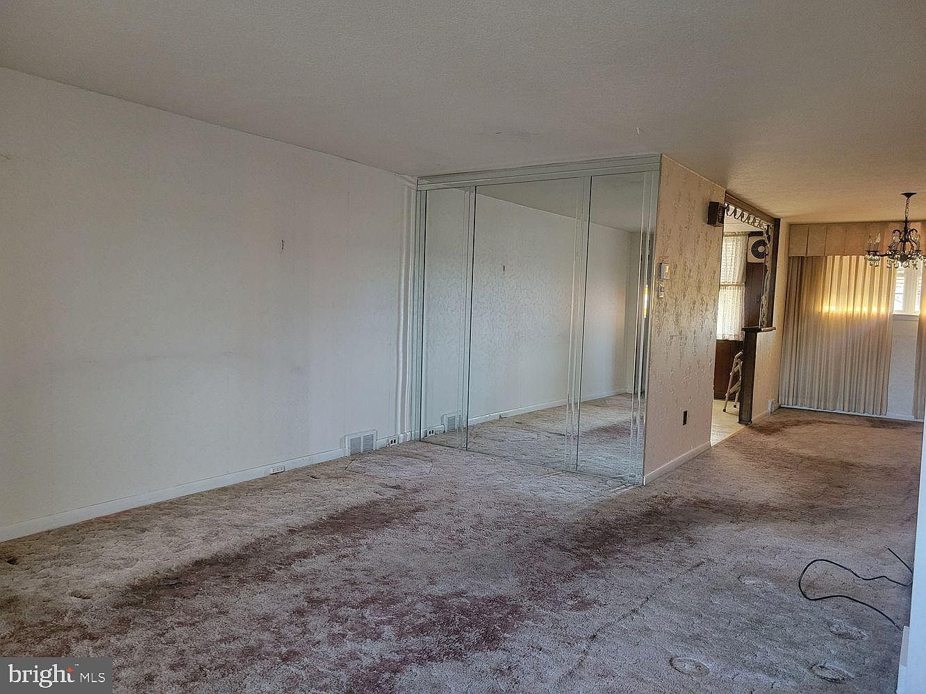 1636 Forrestal St Philadelphia, PA 19145 - Thumbnail 3